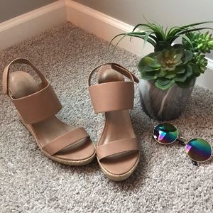 Charles by Charles David wedge sandals